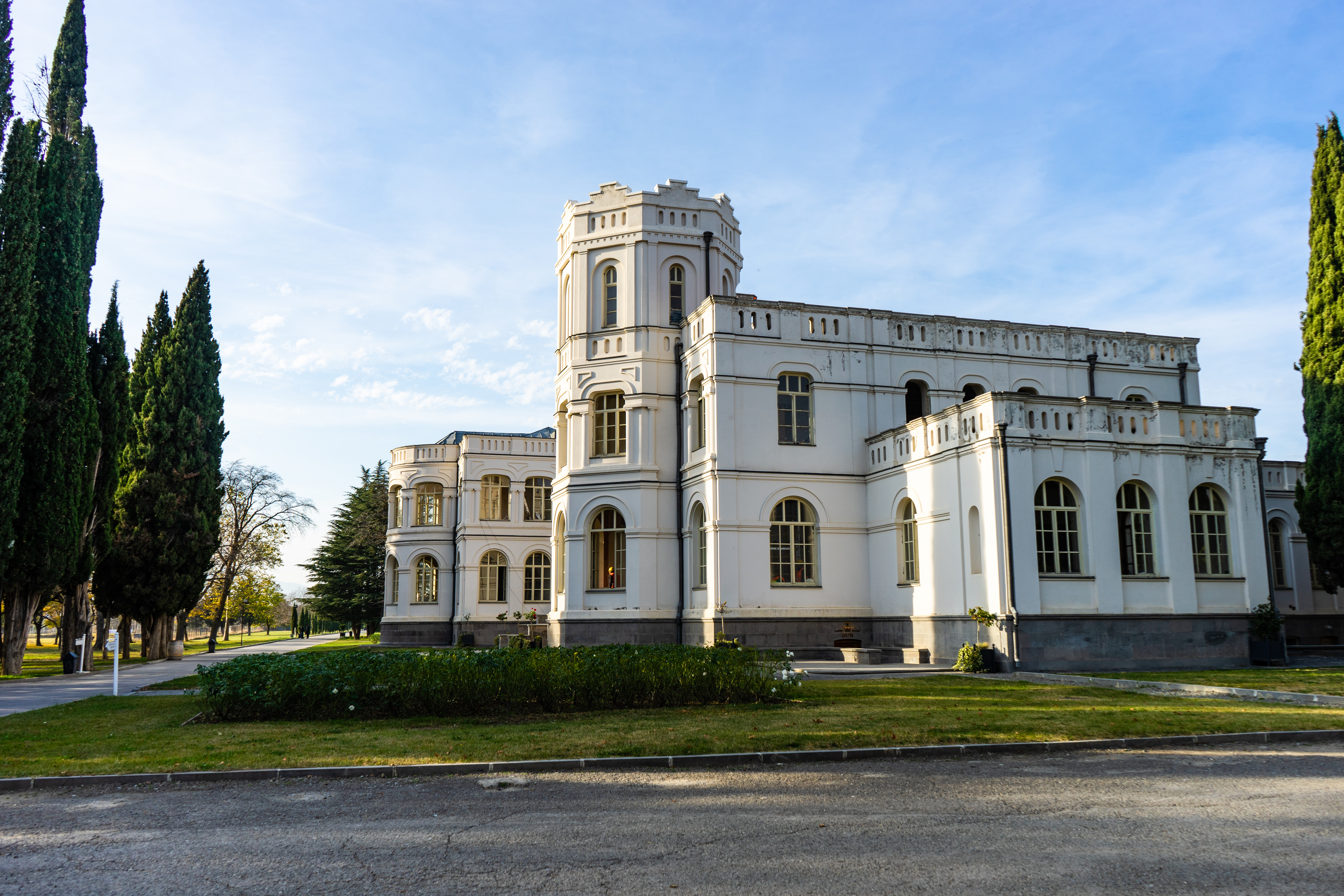 Onsdag 07. oktober - Chateau Mukhrani og kurbyen Borjomi